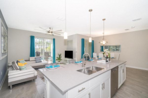 296IN TOWNHOUSE 4 BEDROOMS & 3 BATHROOMS + POOL